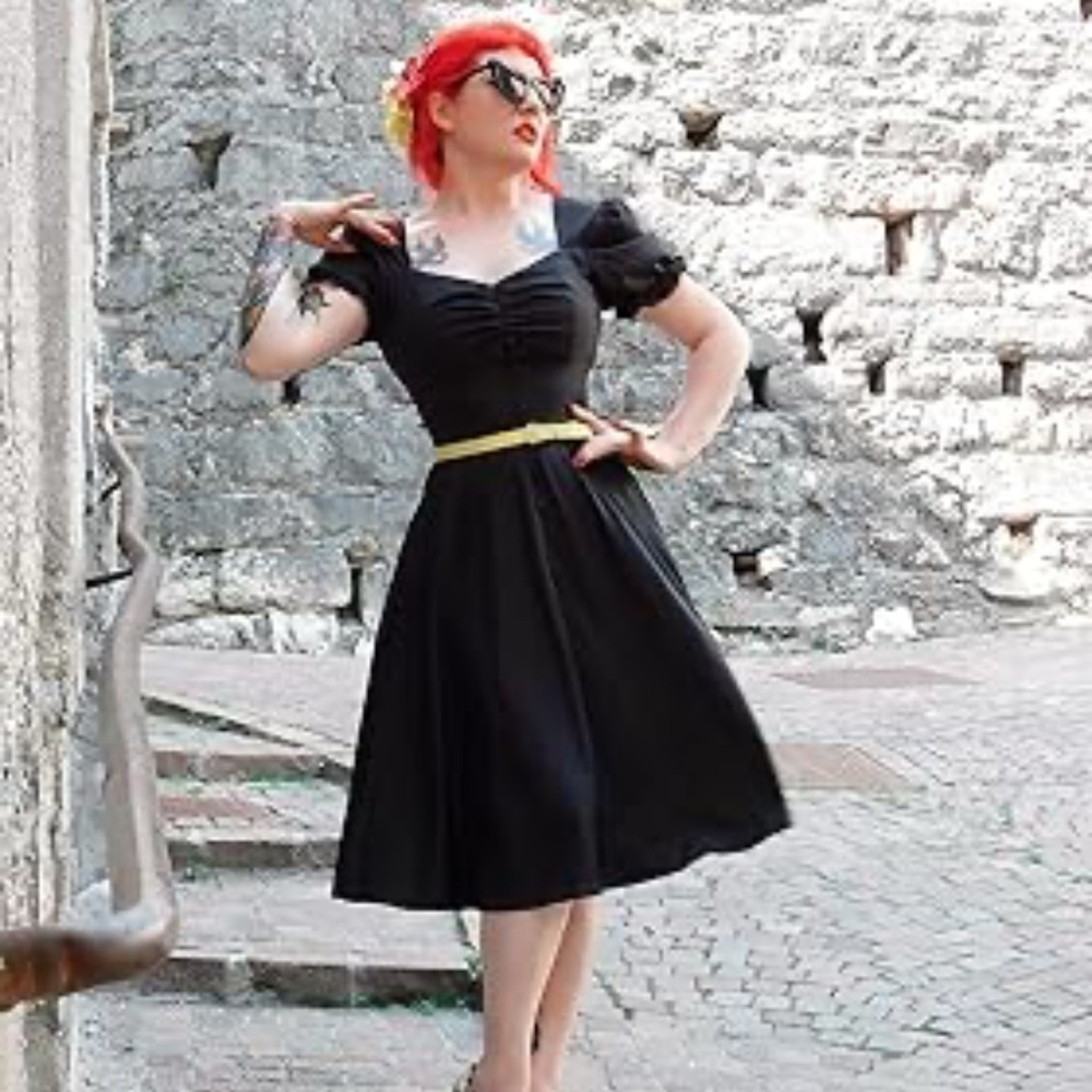 Chic Black Midi Dress